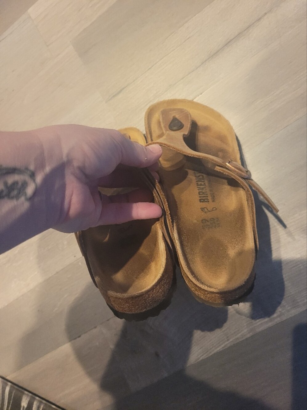 Birkenstock Gizeh Tobacco Oiled Leather Sandals Size 39 Or 8-8.5 Excellent Con. - Picture 5 of 6